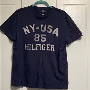 Tommy Hilfiger short sleeve tee graphic M